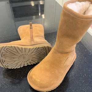 Ugg Toddler size 10
